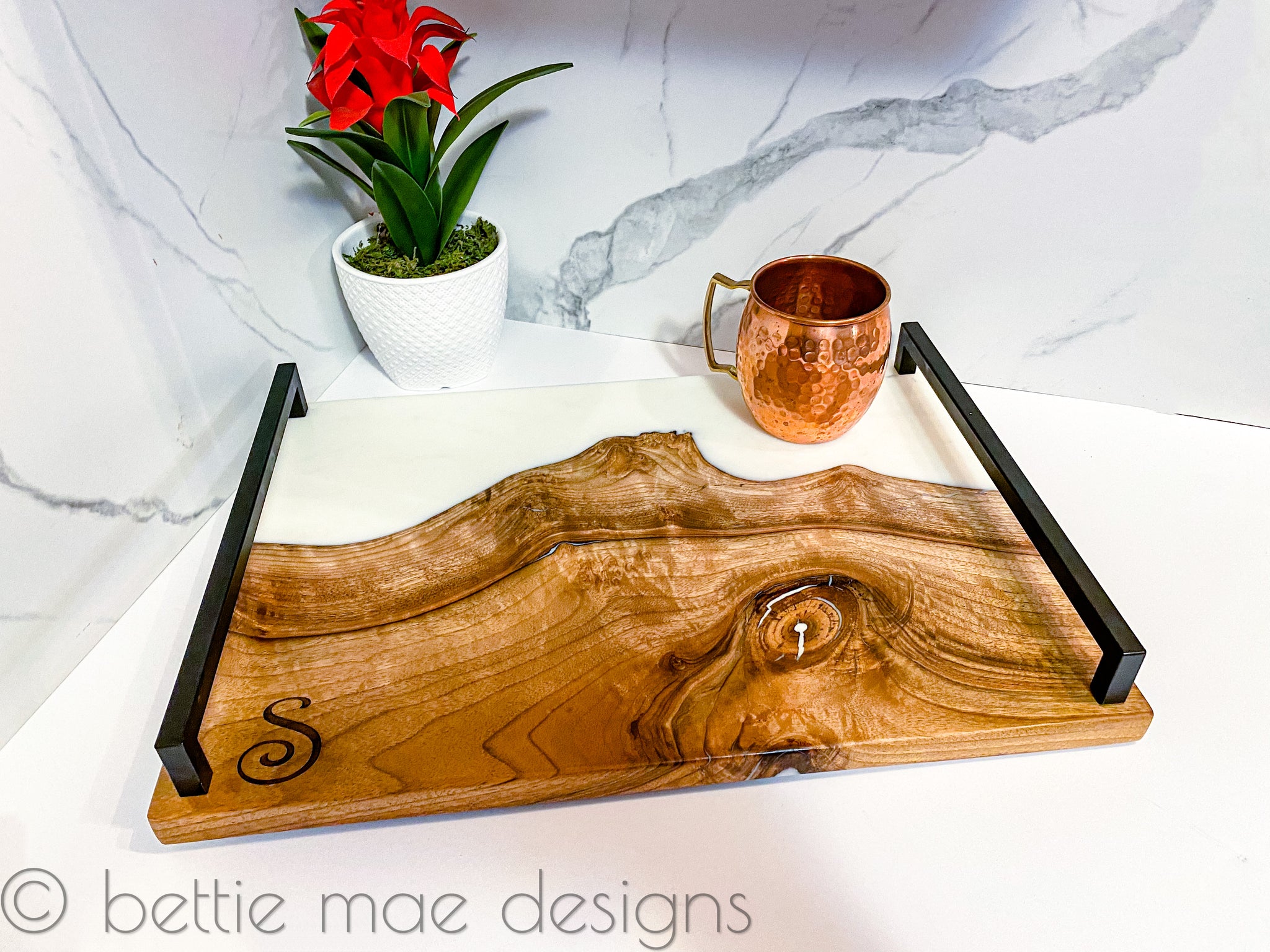 SOLD - Handmade Custom Resin Serving Tray with or without Handles, Made to  Orde